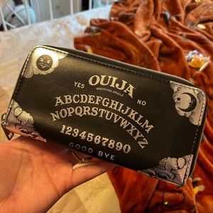 Ouija wallet